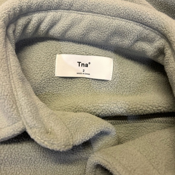 Aritzia Tna Polar Button Up Fleece Shirt Jacket, size 2 Medium. - Picture 7 of 9